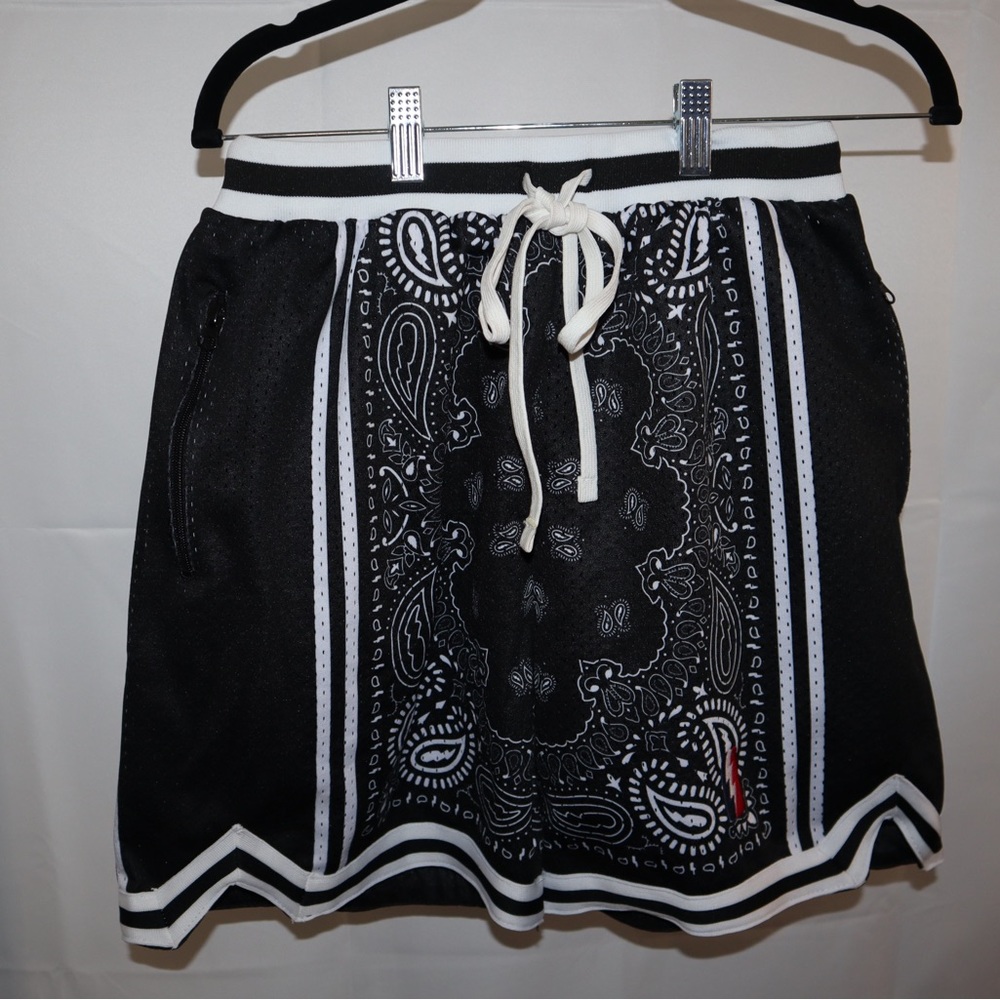 Collect & select swingman shorts